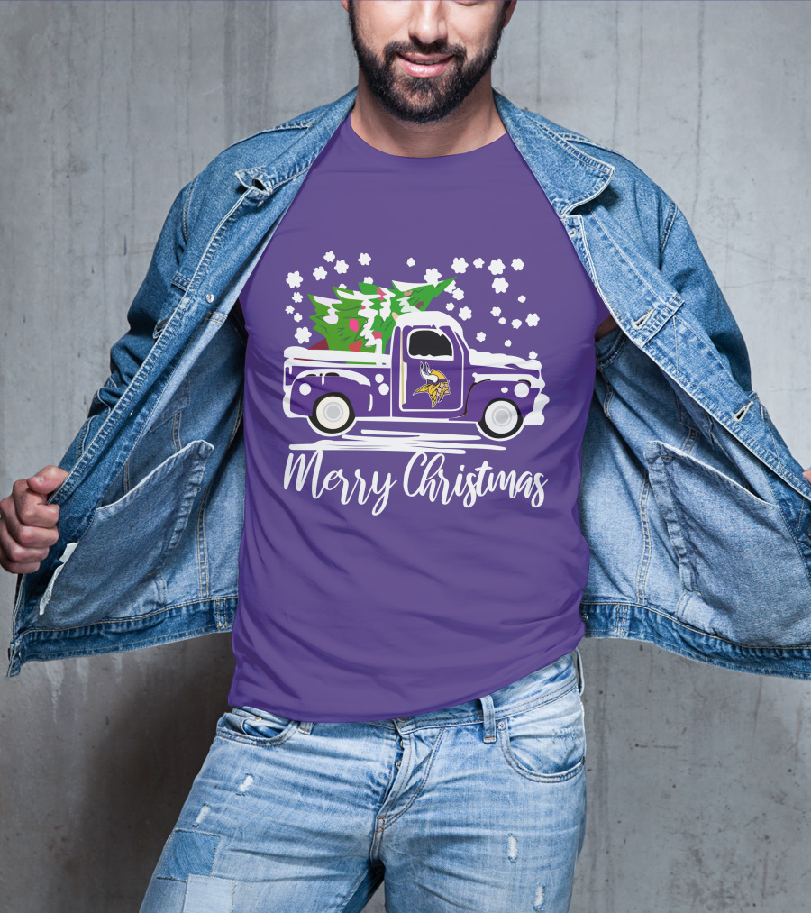 Merry Christmas Minnesota Vikings Vintage Car With Christmas Tree T-Shirt