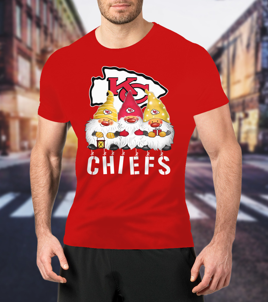 Kansas City Chiefs Merry Christmas Happy Holidays Gnomes T-Shirt
