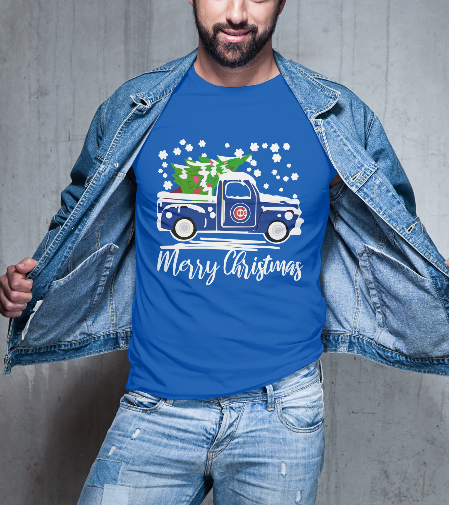 Chicago Cubs Merry Christmas Vintage Truck With Snow And Tree T-Shirt
