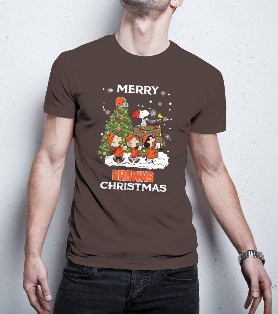 Merry Browns Christmas Peanuts Christmas Tree Celebration T-Shirt