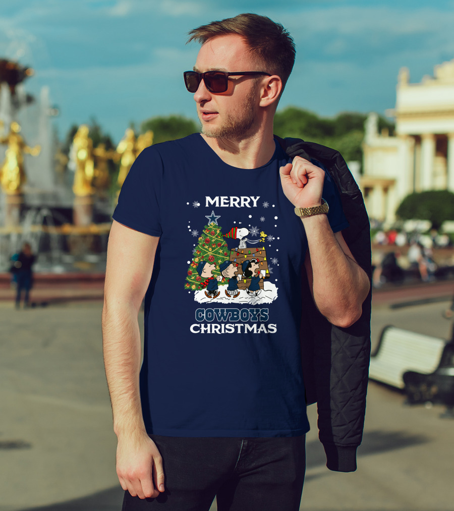 Merry Cowboys Christmas Peanut Tree Holiday Scene T-Shirt