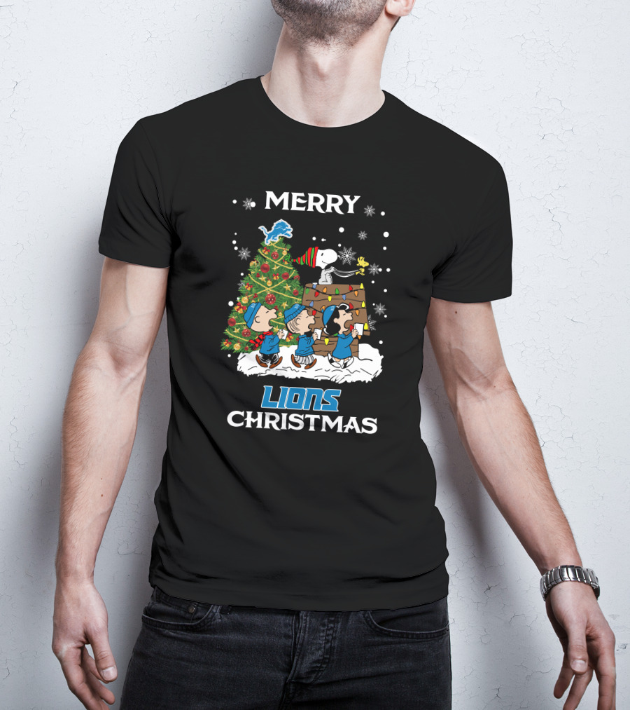 Merry Lions Christmas Detroit Peanuts Tree T-Shirt