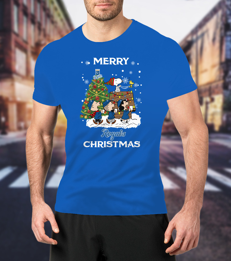 Kansas City Royals Merry Christmas Tree With Snoopy And Peanuts Characters T-Shirt