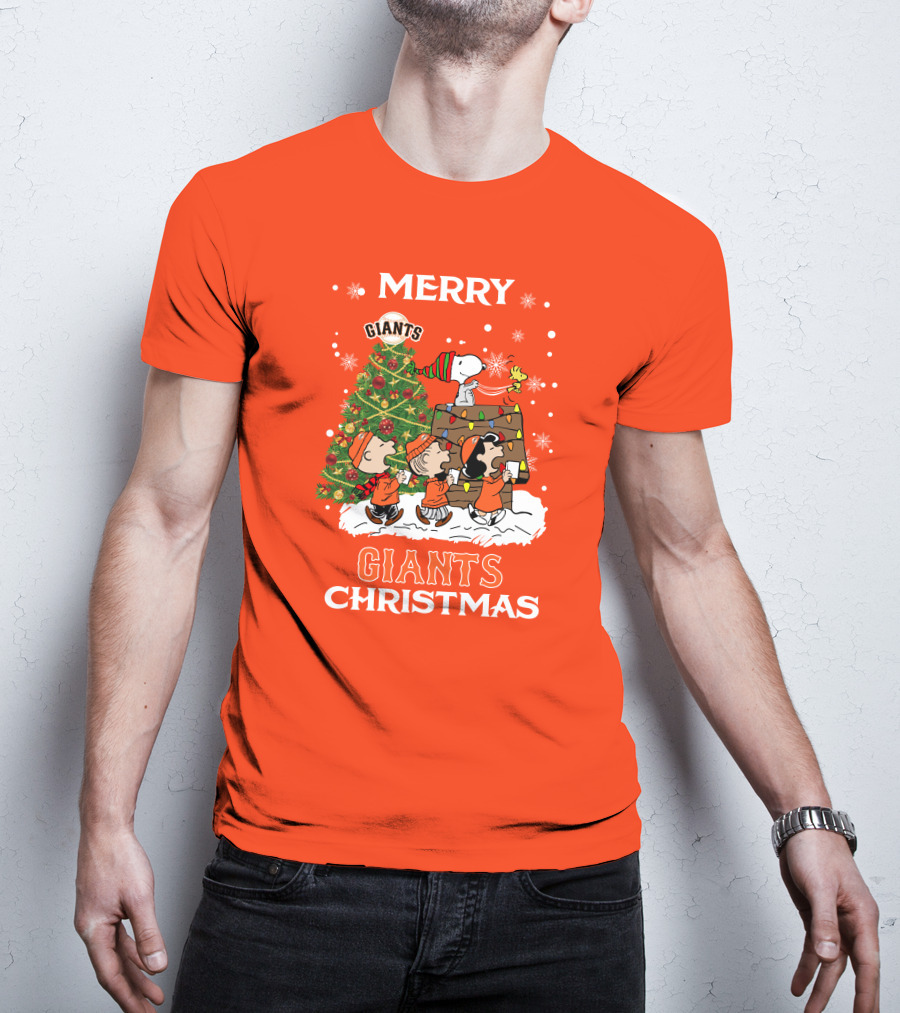 Merry Christmas San Francisco Giants Peanuts Tree T-Shirt