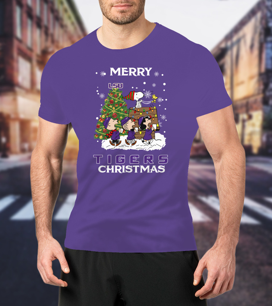 Lsu Tigers Merry Christmas Snoopy Christmas Tree Peanuts T-Shirt