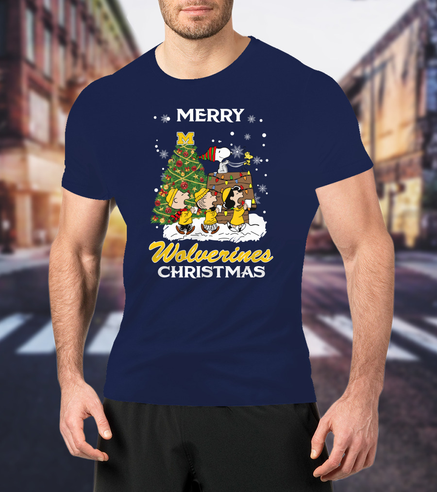 Merry Wolverines Christmas Peanuts Tree Celebration T-Shirt