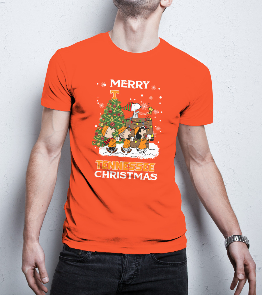 Merry Tennessee Christmas Peanuts Tree With Snoopy And Friends T-Shirt