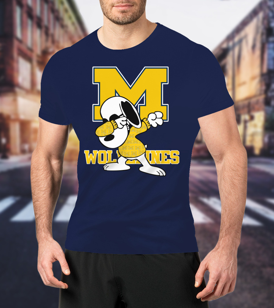 Michigan Wolverines Snoopy Dab With Block M T-Shirt