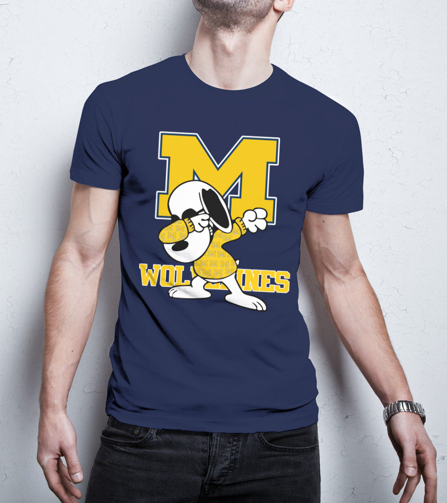 Michigan Wolverines Snoopy Dab With Block M T-Shirt