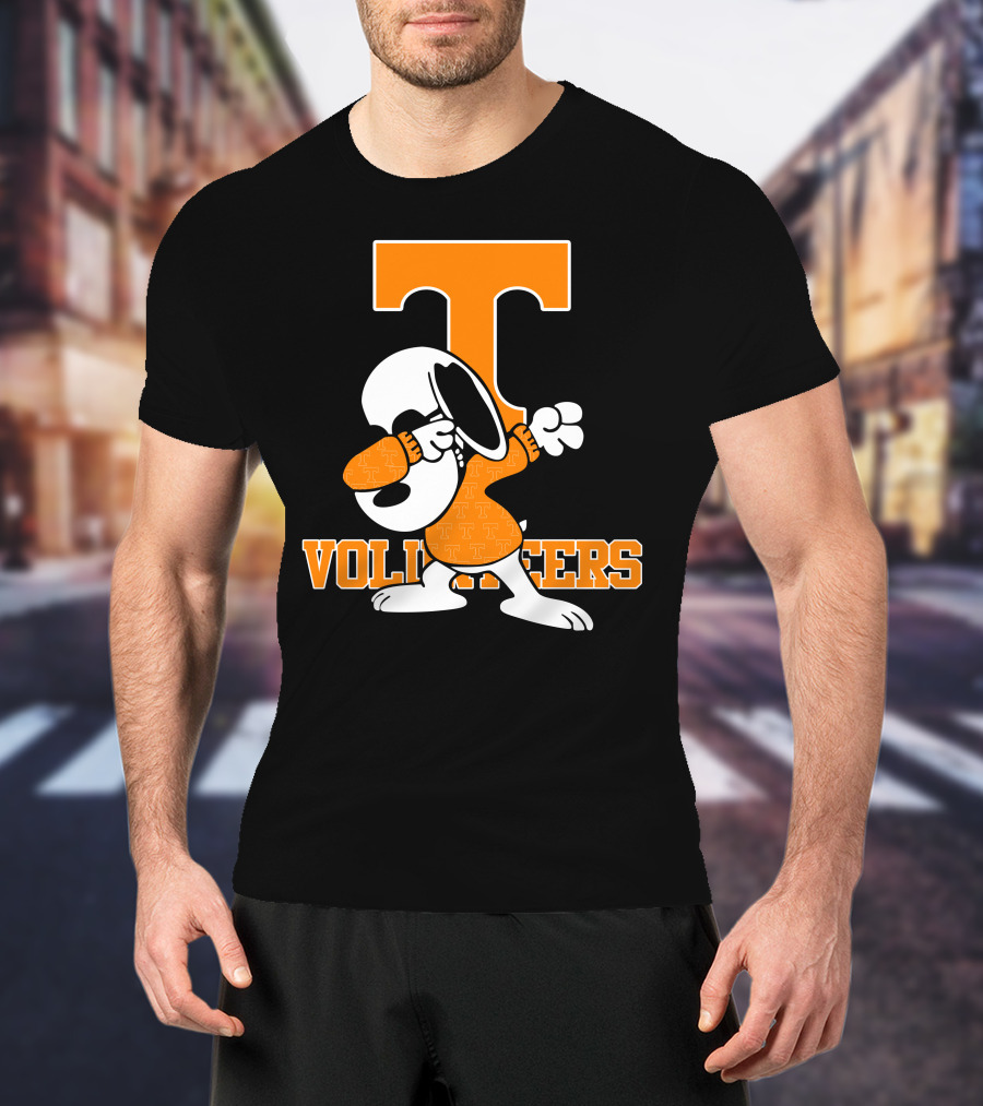 Tennessee Volunteers Snoopy Dabbing T-Shirt