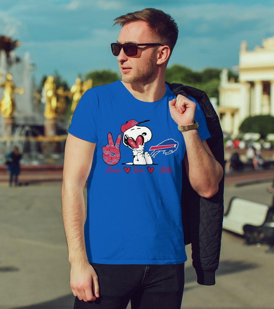 Peace Love Buffalo Bills Snoopy Holding Hearts T-Shirt
