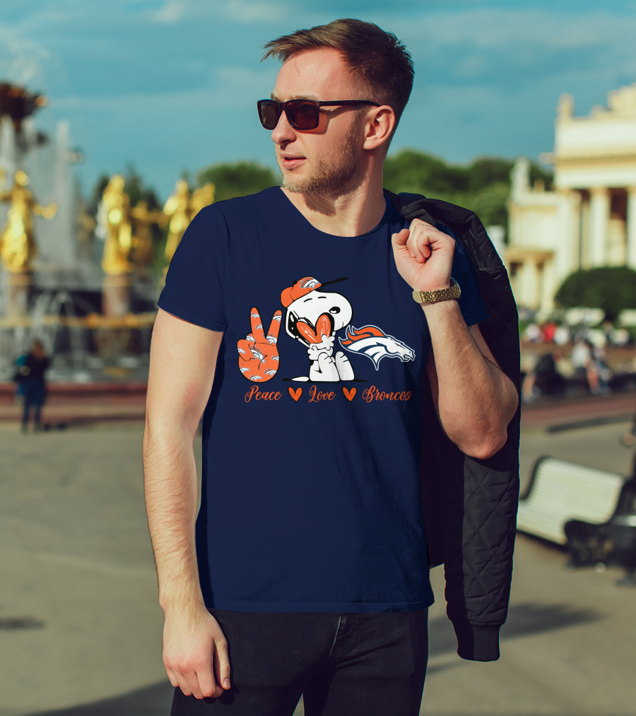 Peace Love Denver Broncos Snoopy Embrace T-Shirt