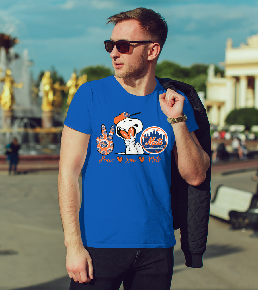 Snoopy Peace Love Mets New York City Skyline Baseball T-Shirt