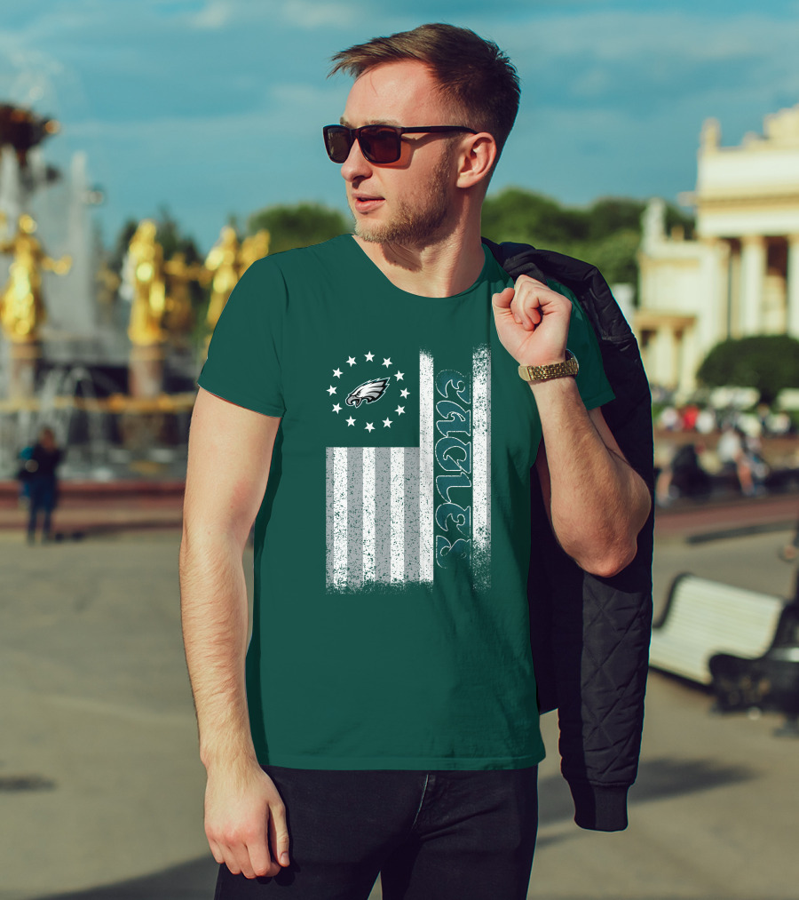 Philadelphia Eagles Stars And Stripes American Flag T-Shirt