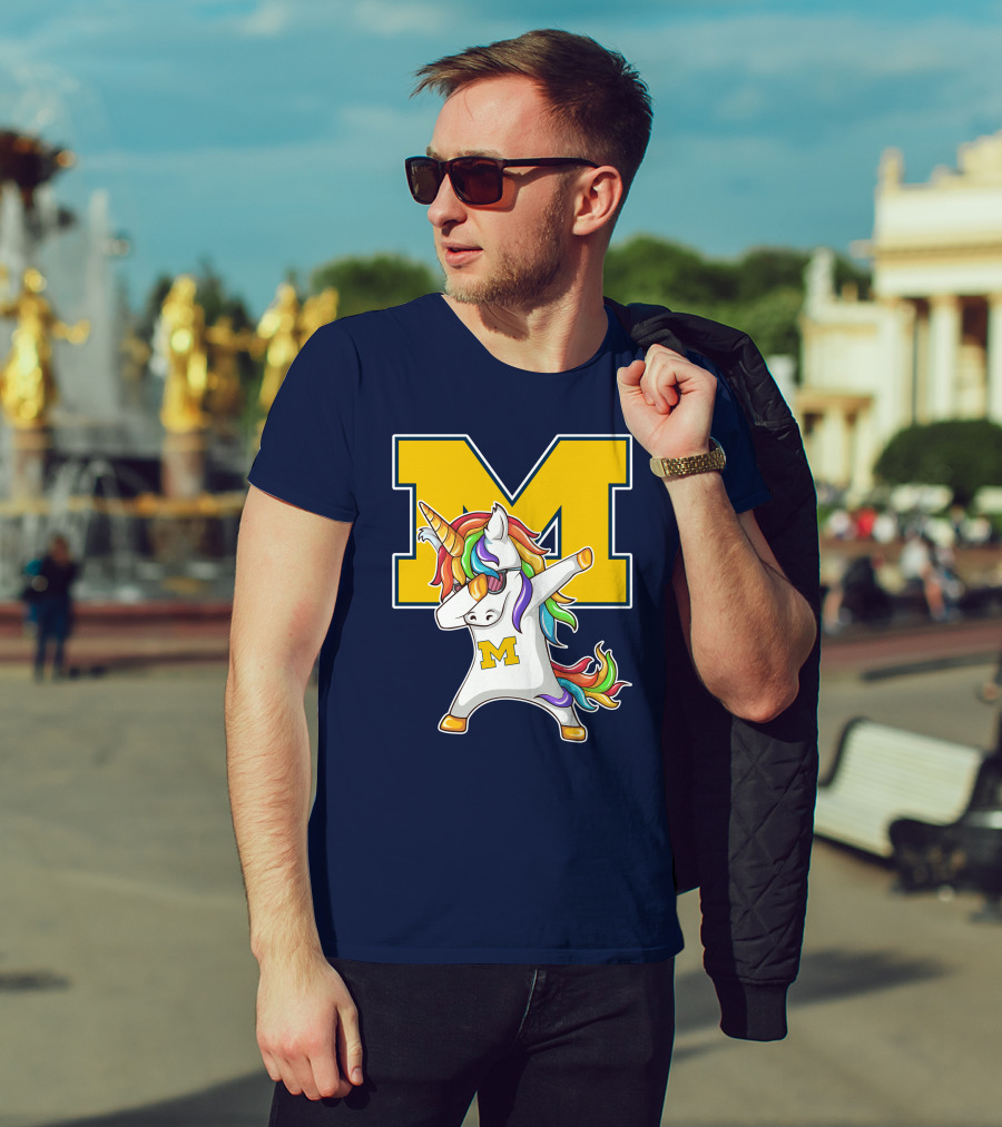 Michigan Wolverines Unicorn Dabbing M T-Shirt
