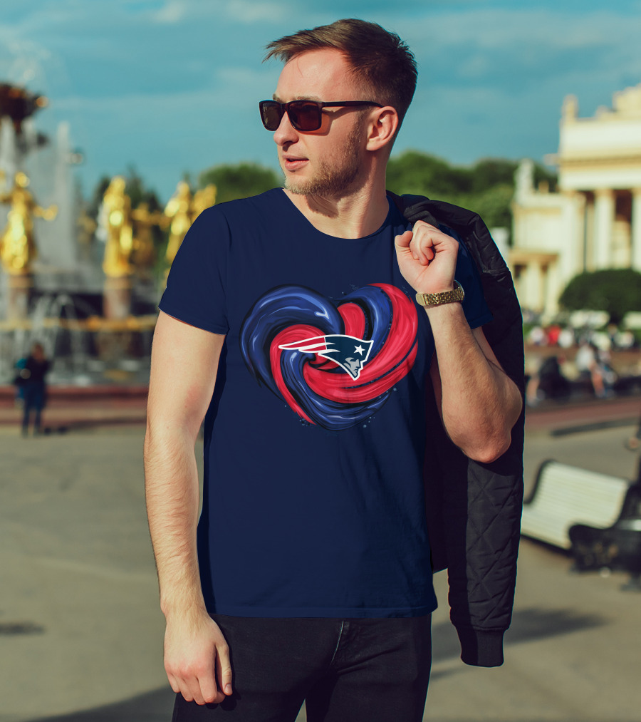 New England Patriots Heart Swirl T-Shirt