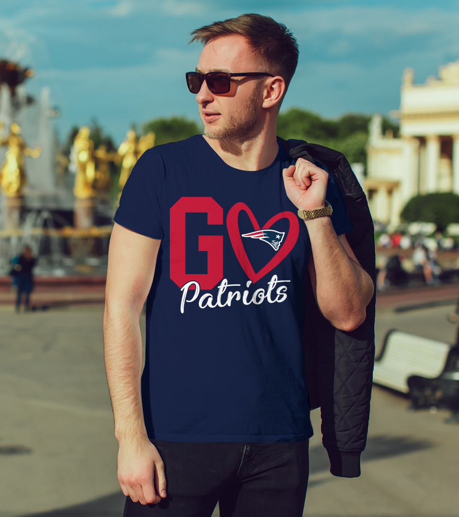Go Patriots New England Patriots Logo Heart T-Shirt