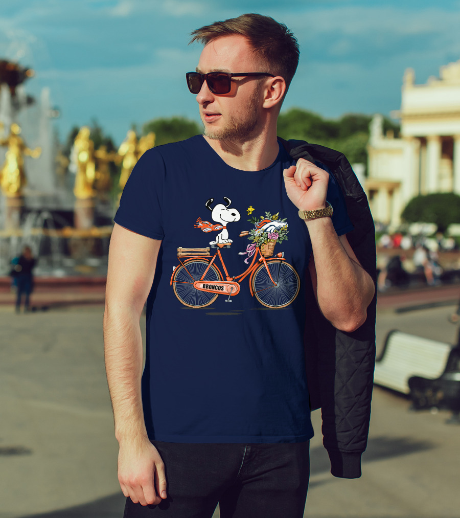Denver Broncos Snoopy On Bicycle With Woodstock And Helmet T-Shirt