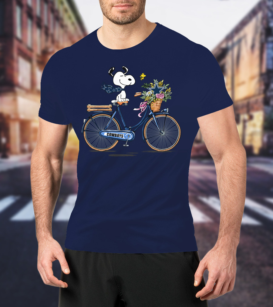 Dallas Cowboys Snoopy On Bicycle With Flowers And Star Basket T-Shirt