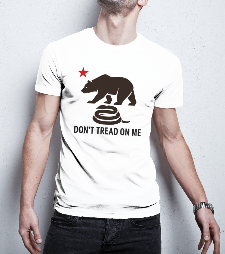 California Bear Tyrant King Don't Tread On Me Symbol With Star And Snake T-Shirt