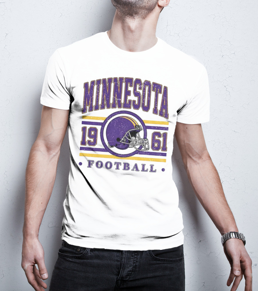 Minnesota Vikings Football Helmet 1961 NFL Vintage Style T-Shirt