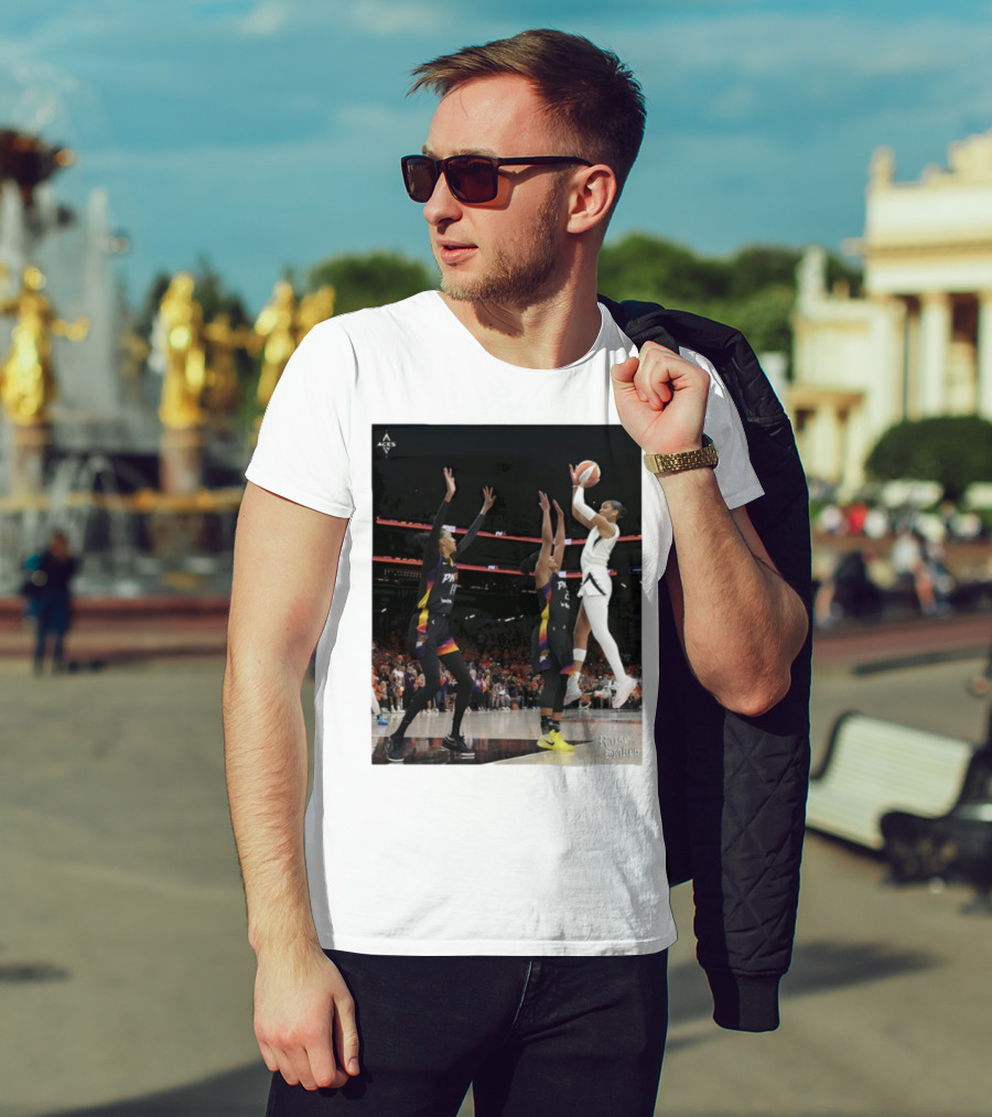 Las Vegas Aces Hang It In The Louvre Basketball Action Shot T-Shirt