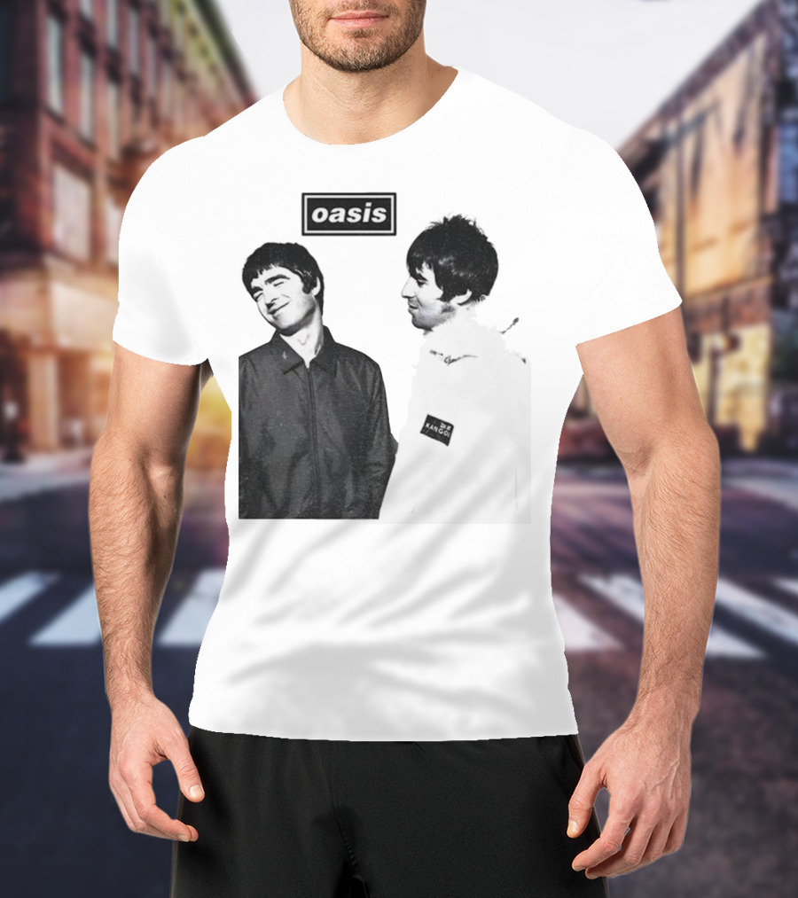 Noel Vs Liam Gallagher Oasis Band Kangol Vintage T-Shirt