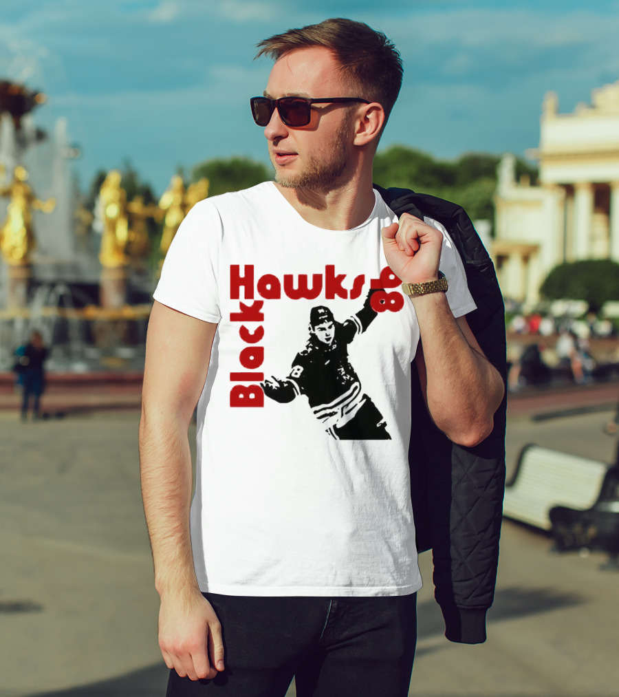 Chicago Blackhawks 98 NHL Hockey Player Celebration T-Shirt