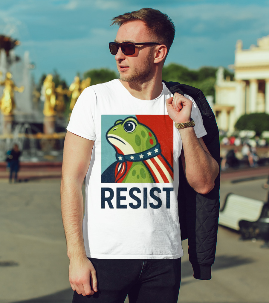 Resist Portland Frog Patriotic Stars And Stripes Retro Art T-Shirt