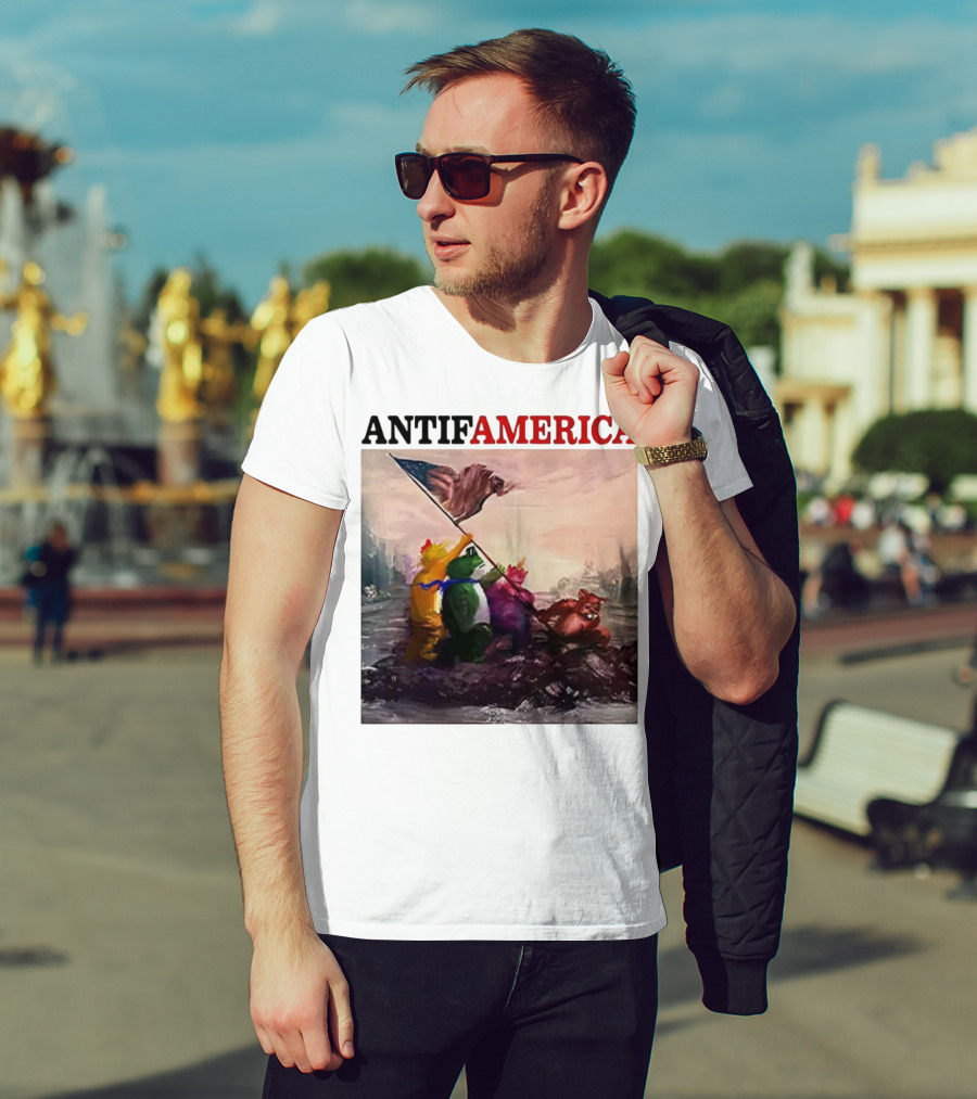Antifamerica Portland Frog Parody Of Iconic Historical Scene With Bold Characters And Flag T-Shirt