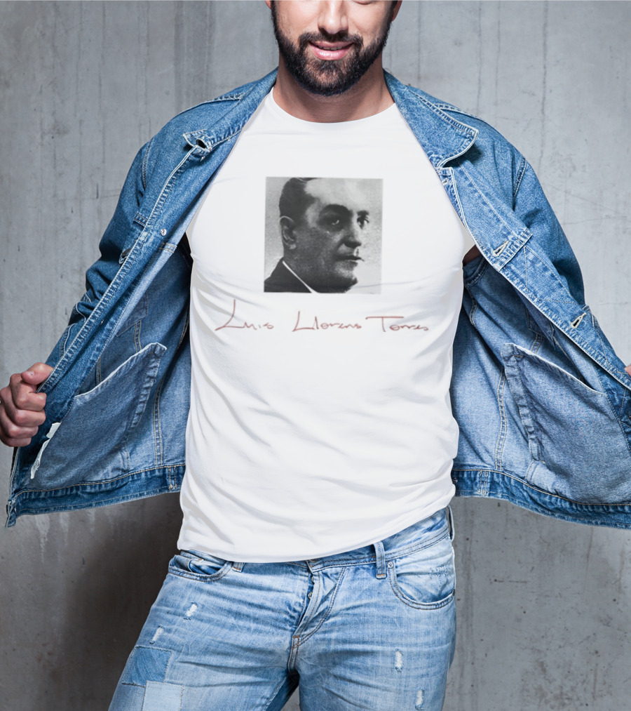 Debí Tirar Más Fotos En La Residencia Luis Llorens Torres T-Shirt