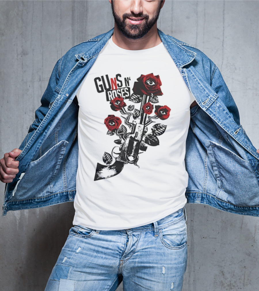 Guns N’ Roses 2025 World Tour Warsaw Red Roses And Pistols T-Shirt