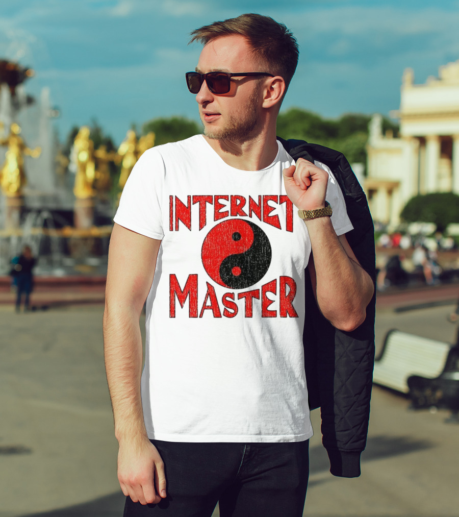 Internet Master Yin Yang Symbol Retro Design T-Shirt