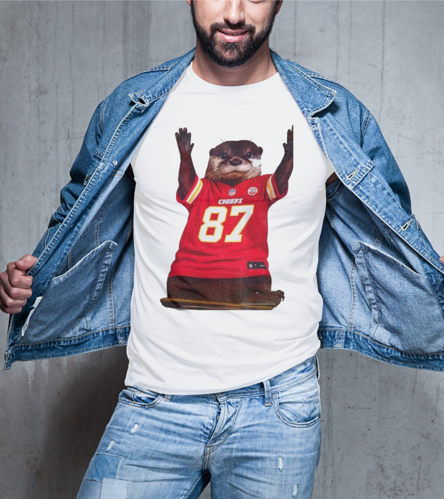 Travis Kelce 87 Kansas City Chiefs Sea Otter NFL Fan Jersey T-Shirt