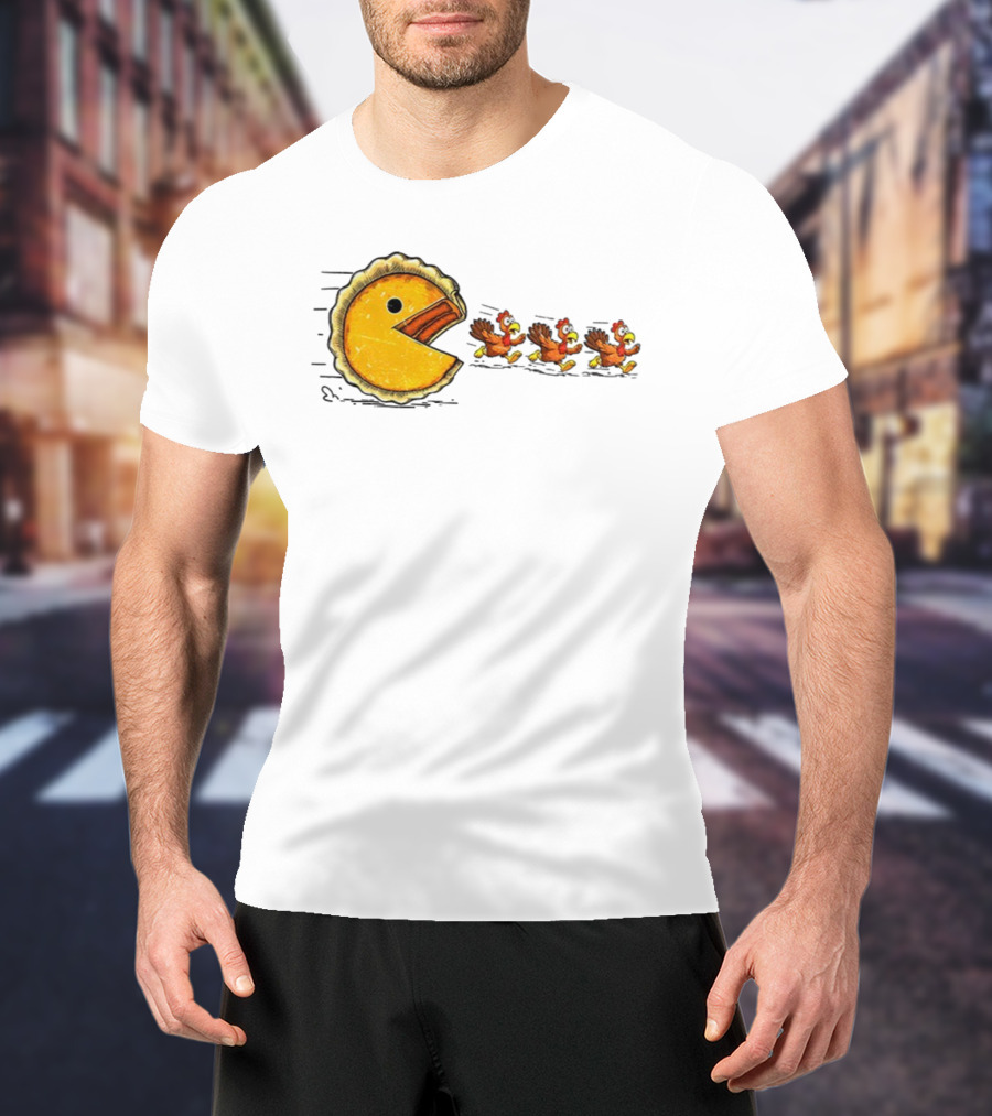 Thanksgiving Turkey Chase With Retro Pumpkin Pie Eating Game Theme T-Shirt