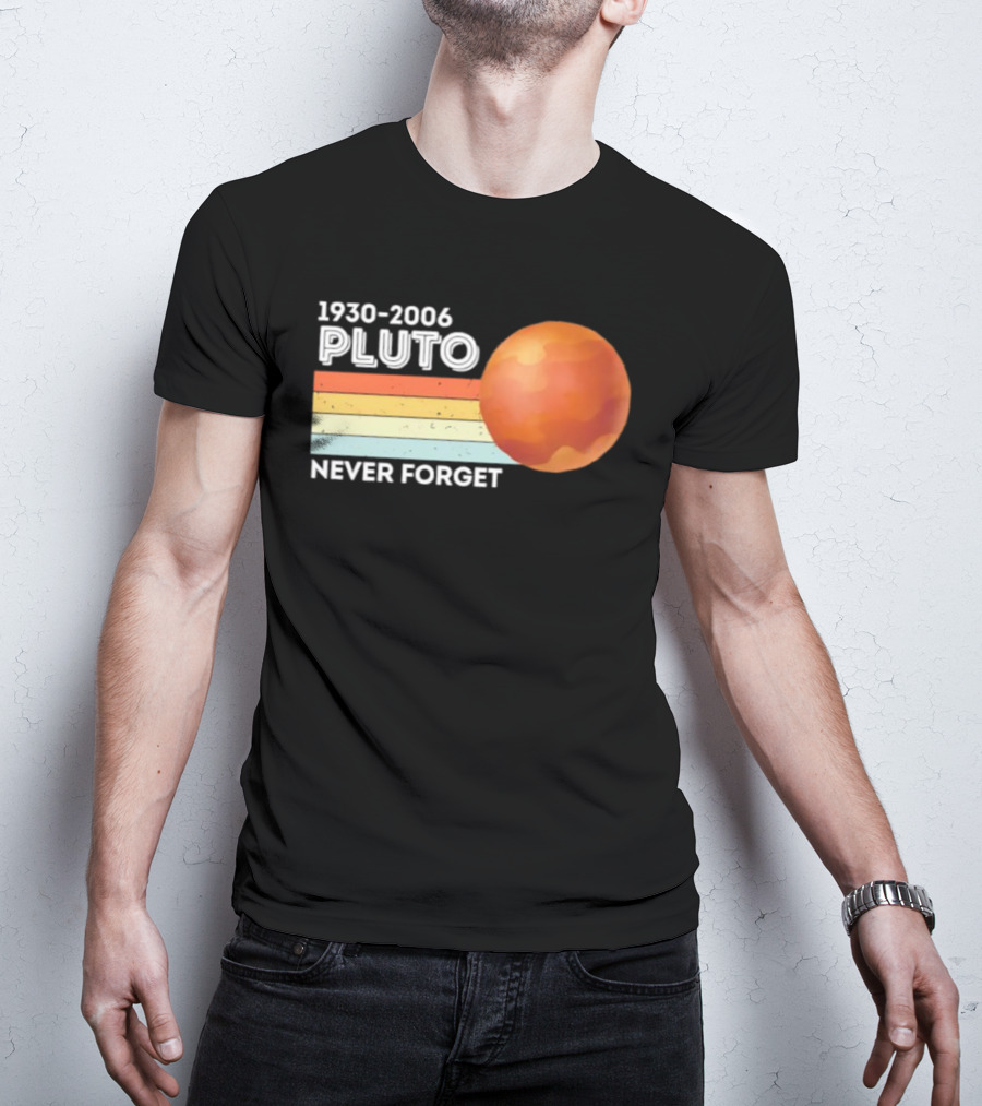 Pluto Never Forget 1930 2006 Vintage Retro Planet Tribute T-Shirt