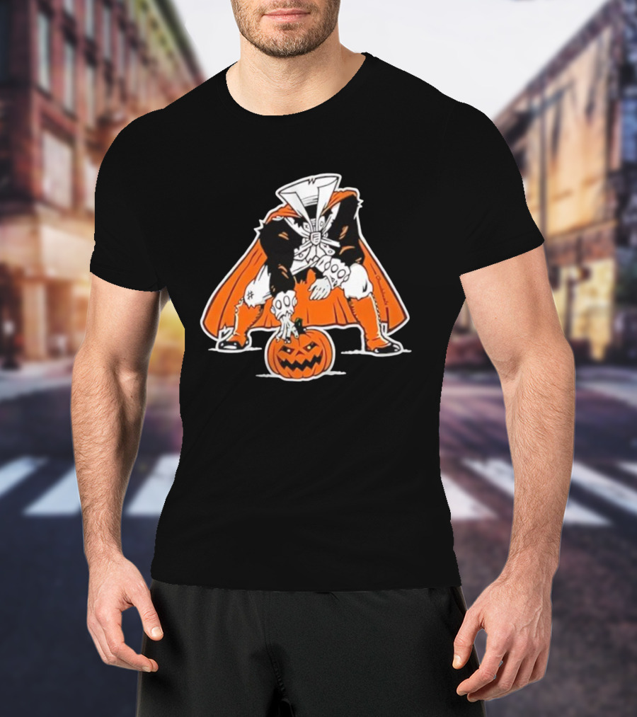 Headless Horseman Halloween Character With Pumpkin Jack O' Lantern Orange Cape Costume T-Shirt