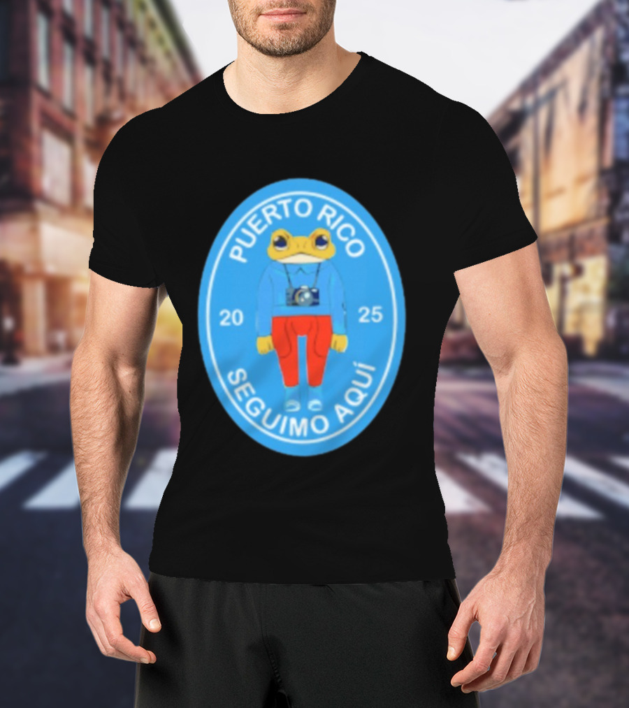 DeBi Frog Puerto Rico Seguimos Aquí 2025 T-Shirt