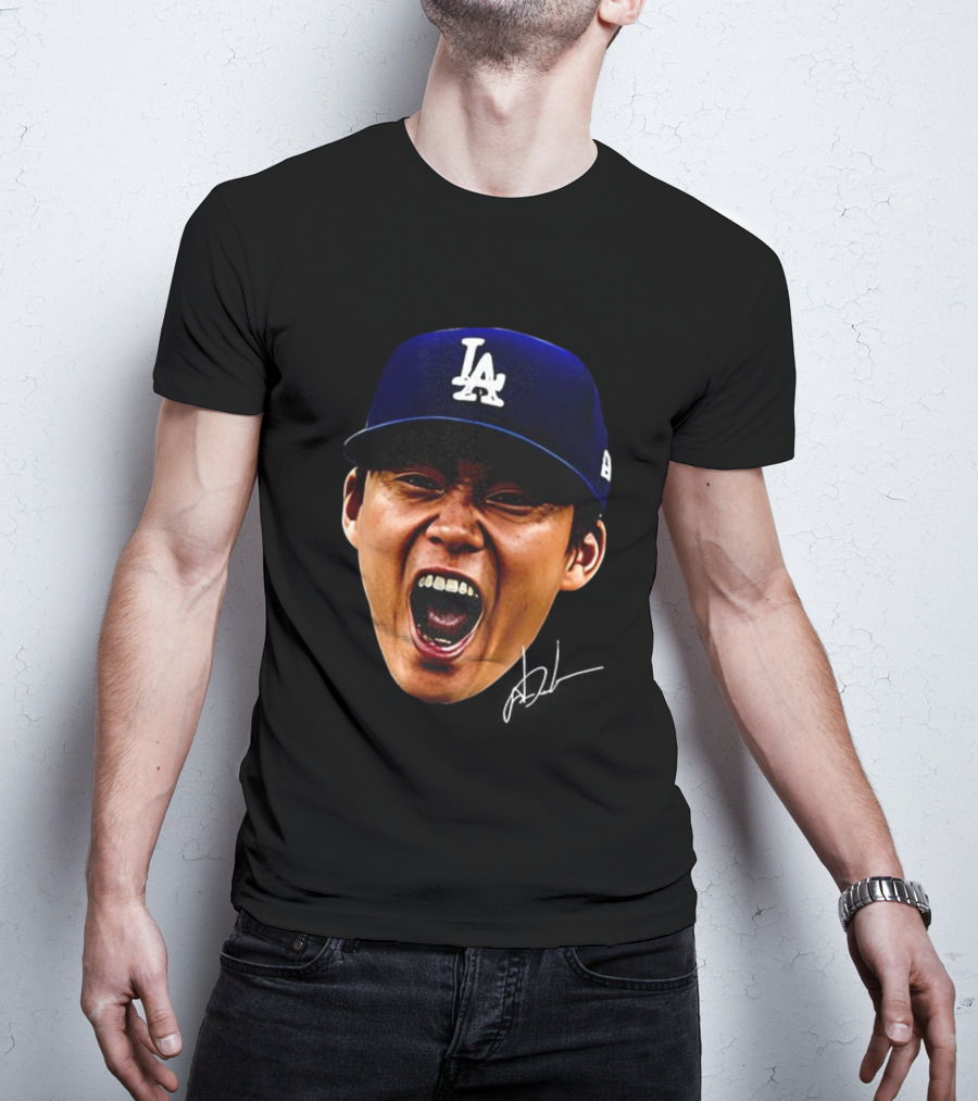 Yoshinobu Yamamoto LA Cap Big Head World Series Champions 2025 Signature T-Shirt