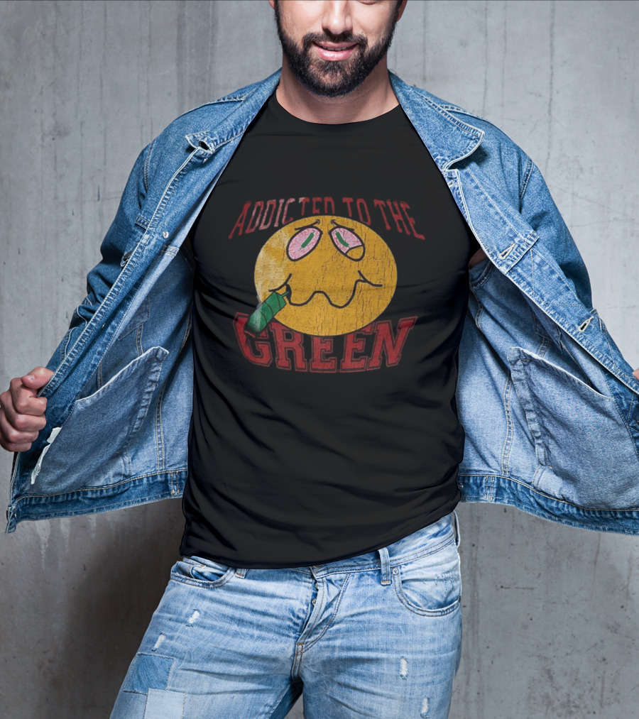 Addicted To The Green Smiley Face Smoking Icon T-Shirt