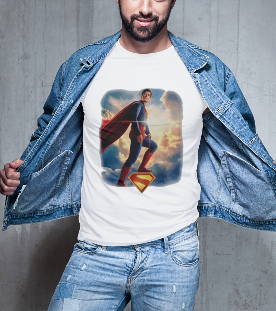 Superman 2025 Faded Standing Iconic Cape And Emblem T-Shirt