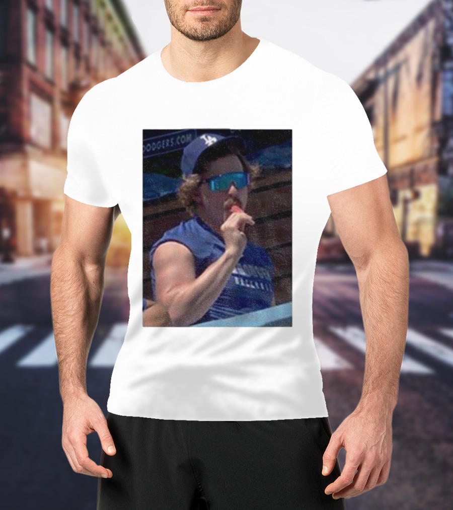 Dodgers Kike Hernandez Eating Popsicle Photo With LA Cap T-Shirt