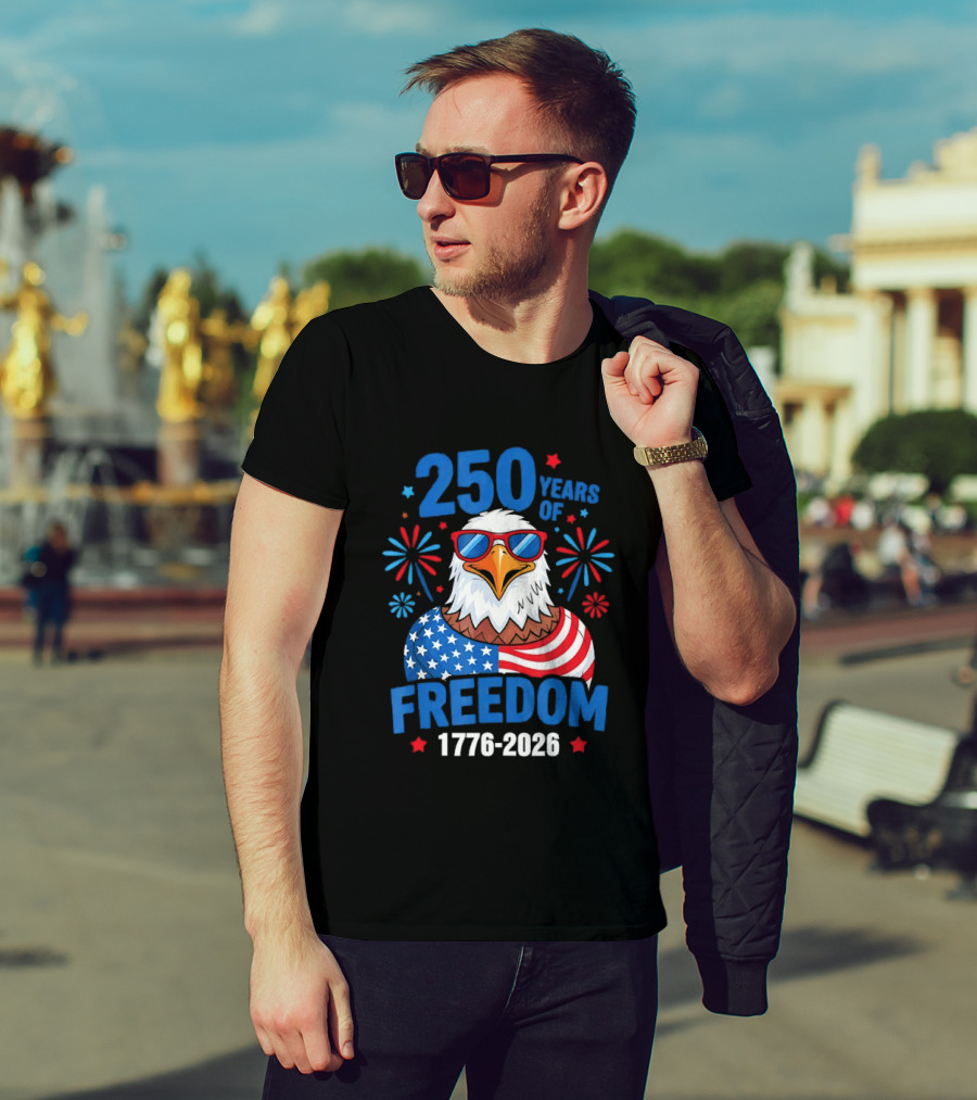 250 Years Of Freedom 1776 2026 Patriotic Bald Eagle USA Flag Celebration T-Shirt
