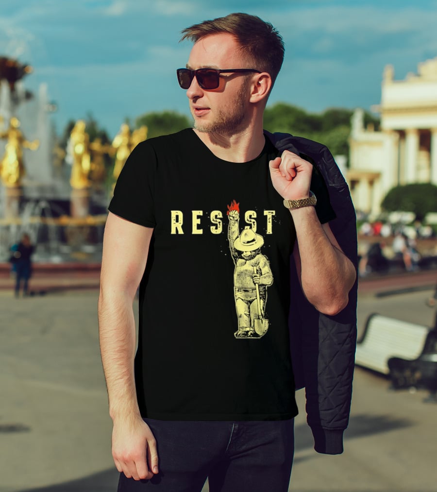 Protect Our National Parks Bear Resist Fist Fire Shovel T-Shirt
