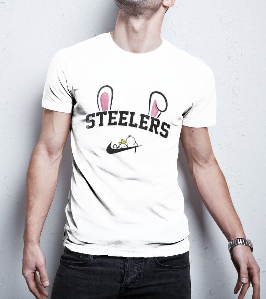 Steelers Snoopy Easter Bunny Ears Peanuts Collaboration T-Shirt
