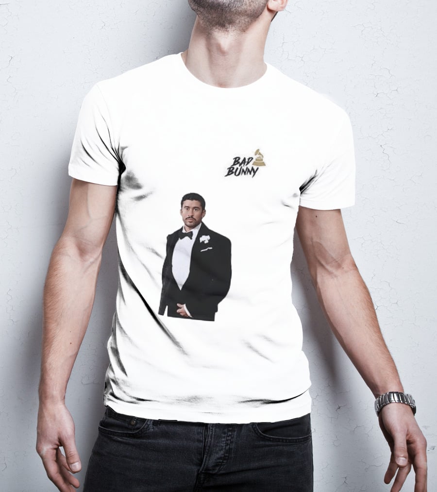 Bad Bunny Grammys Debi Tirar Mas Fotos Album Of The Year T-Shirt