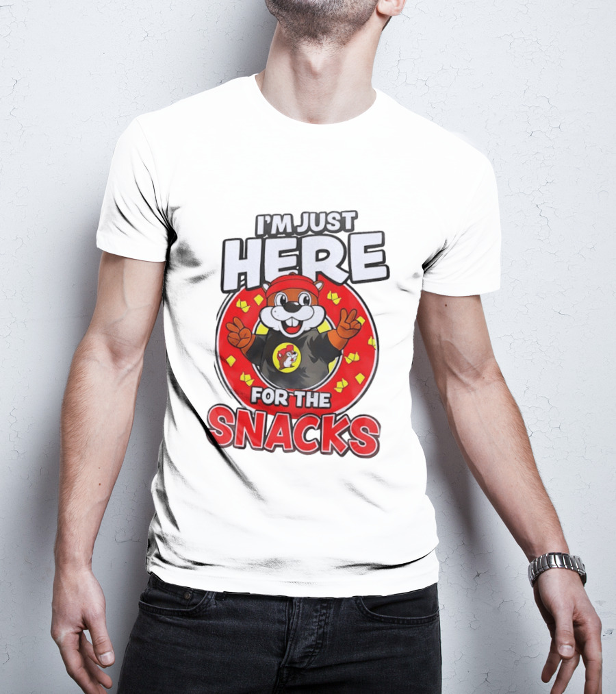 I'm Just Here For The Snacks Buc Ee's Fun Cartoon T-Shirt