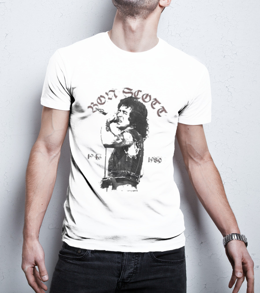 Bon Scott 1946 1980 Vocalist Tribute Memorabilia T-Shirt