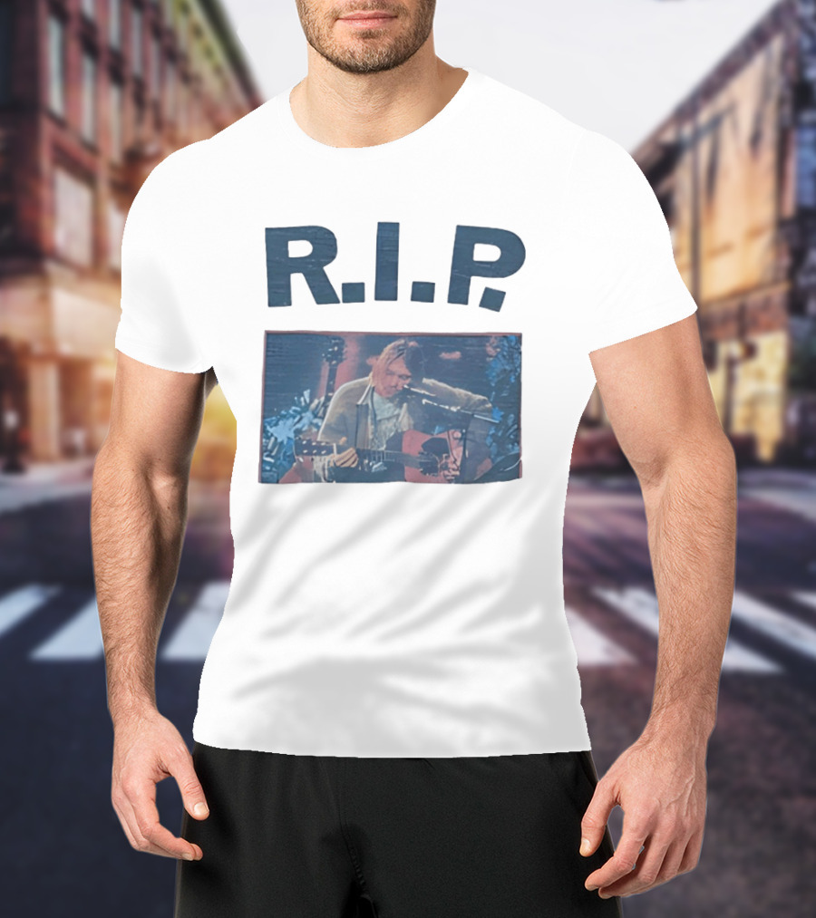 RIP Kurt Cobain Memorial Grunge Music Legend T-Shirt