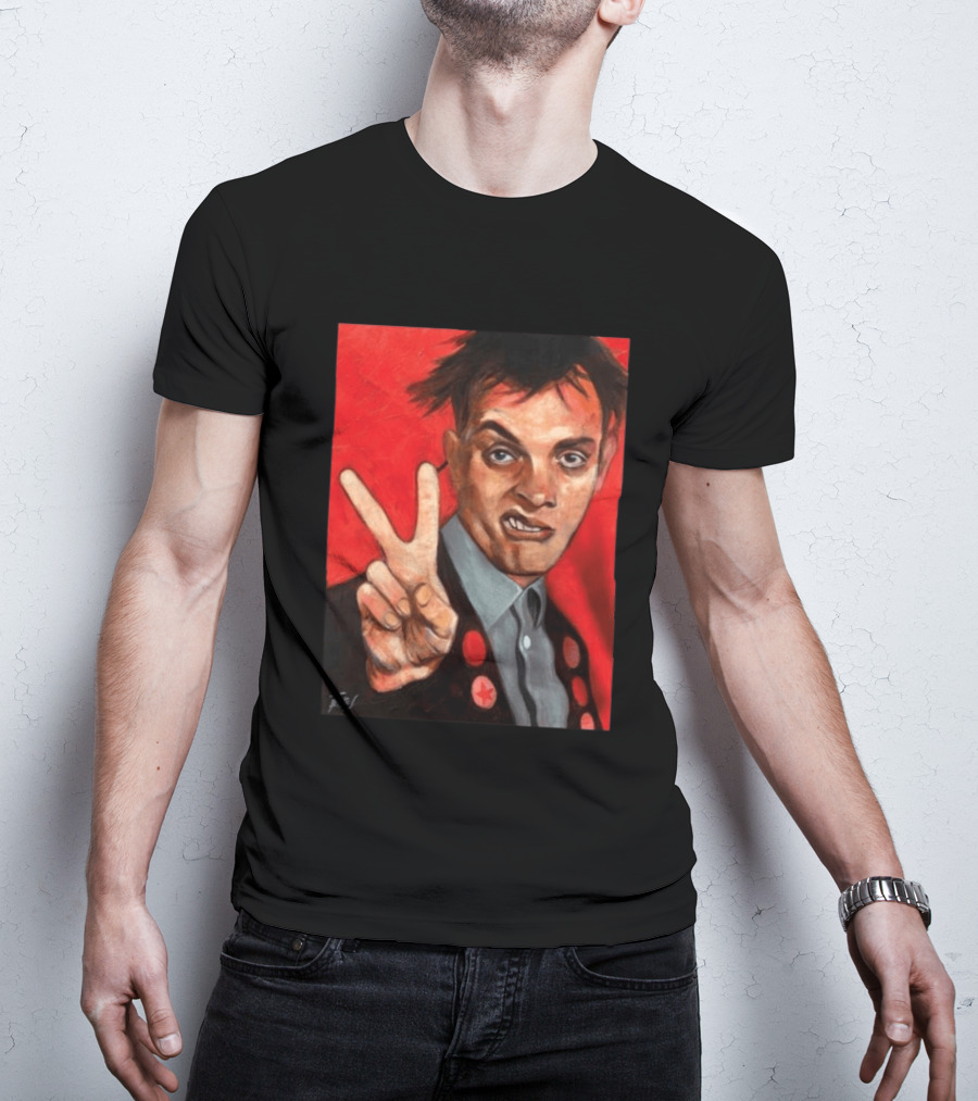 Chris Robinson Vivyan Rick Young Ones Portrait Two Finger Gesture T-Shirt